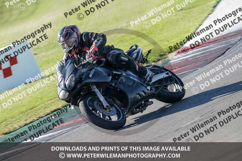 donington no limits trackday;donington park photographs;donington trackday photographs;no limits trackdays;peter wileman photography;trackday digital images;trackday photos